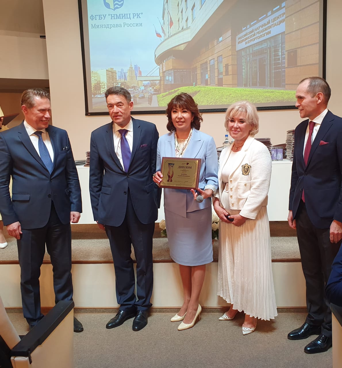 Казахстанский онколог получила российскую премию «Призвание»